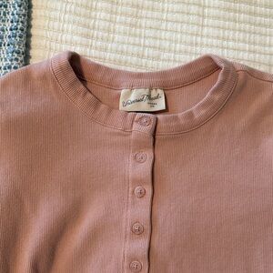 Universal Thread Mauve Ribbed Button-Up Top
